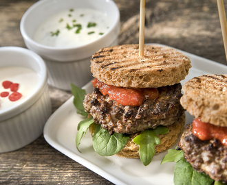 Minihamburgare med Quorn Färs