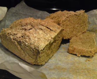 Apelsin och Havstorn Yoghurt Bröd