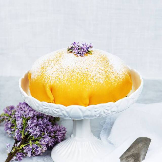 Gul marsipantårta med citron – recept till påsk