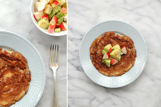 Bananpannkaka med bacon, avokado & äpple