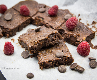 Aquafaba Chocolate Cake