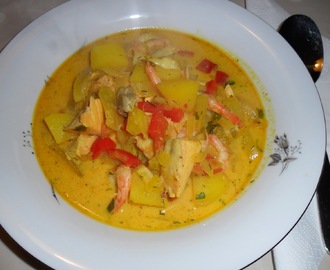 Fiskgryta med curry och saffran