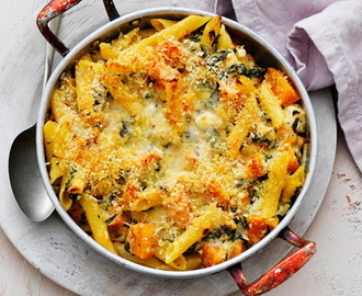 Pastagratäng med spenat, fetaost och butternutpumpa