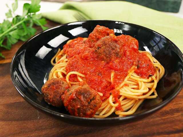 Italienska köttbullar i tomatsås - Isabellas recept