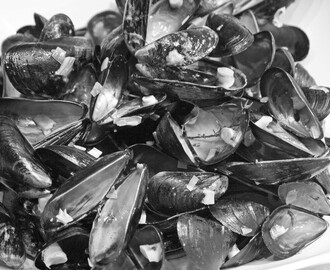 Moules marinières, blåmusslor med vitt vin & grädde