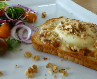 Chèvre Chaud - toast med getost och honung