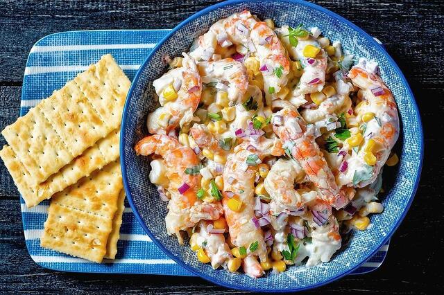 Creamy Shrimp Salad Recipe With Corn: You Won&#39;t Be Able to Stop Eating It                                                      by 30Seconds Food