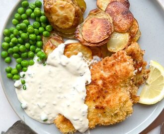 Pankopanerad rödspätta med remouladsås och ugnsrostad potatis