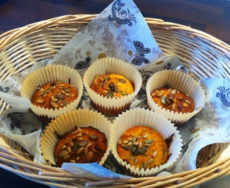 Glutenfria matmuffins med fetaost och tomat