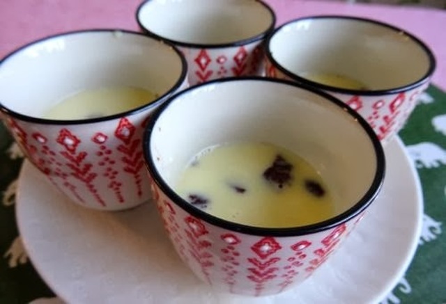 Vitchoklad pannacotta!