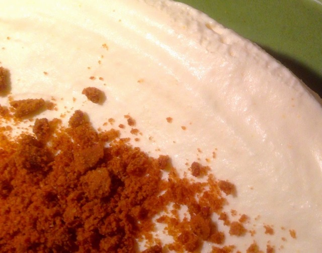 Pepparkakscheesecake med vit choklad