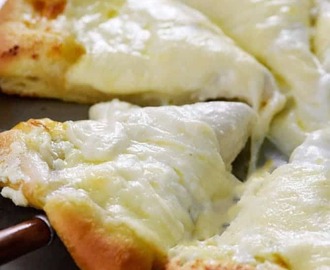 Homemade Three Cheese White Pizza Recipe