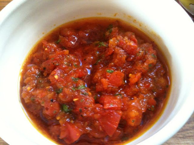 Tomat och chilisalsa