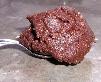 Raw Nutella (4 dl)