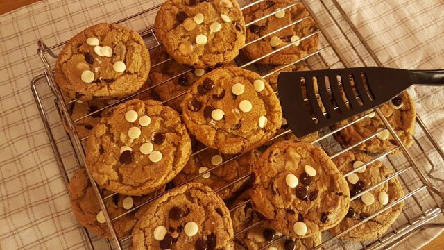 Chocolate Chip Cookies – vit och mörk choklad