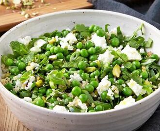 Grön ärtsallad med bulgur