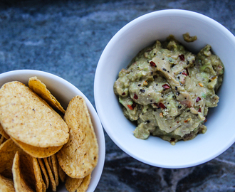 Enklaste och godaste guacamolen