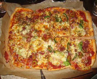 Hemmagjord Pizza med Tomatolja