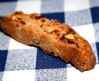 Chocolate chip biscotti