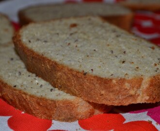 Bröd, igen! Så klart LCHF-vänlgt! :)