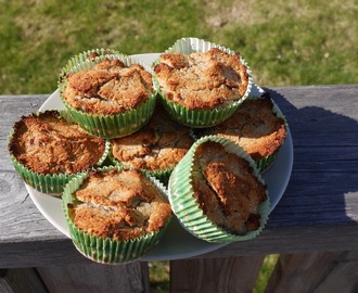 Nyttiga banan- och jordnötsmuffins