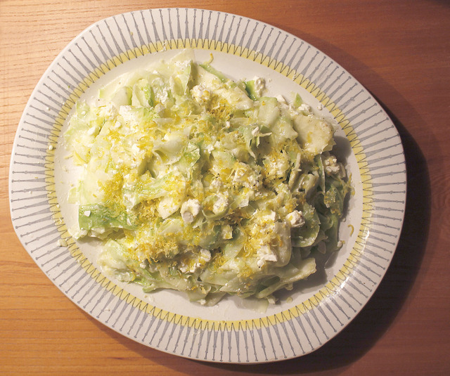 Zucchinisallad med fetaost