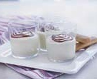 Amaretto mousse