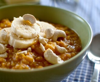 Afrikansk linsgryta med curry och banan