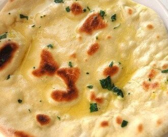 Naan bröd indiska bröd