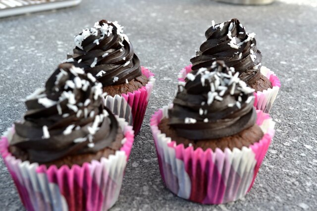 Bounty Cupcakes