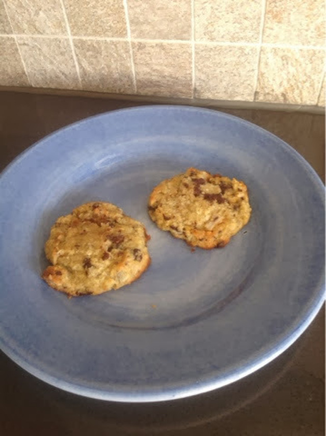 Choc chip cookies med valnötter lchf
