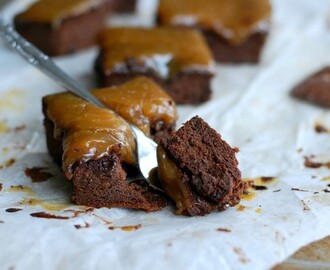 Salted caramel brownie - glutenfri och utan tillsatt socker