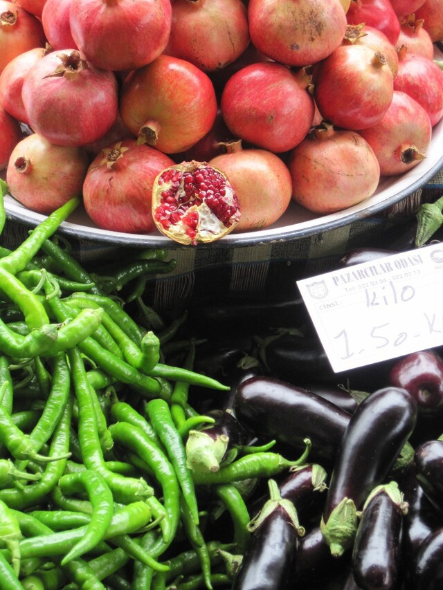 Varm Kalkonsallad med Getost och Granatäpple