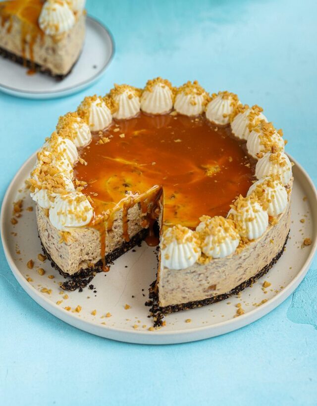 Snickers Cheesecake