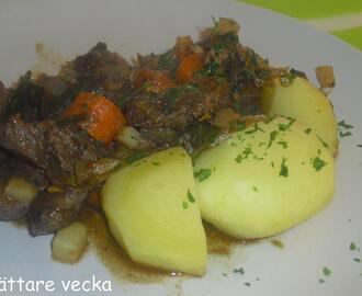 Köttgryta med vitlök och kanel