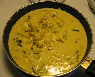 Thaigryta med curry och kokosmjölk
