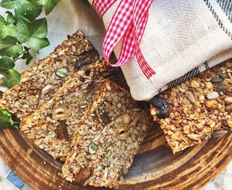 Nöt- och fröbröd med dadlar och aprikoser (glutenfritt & veganskt)