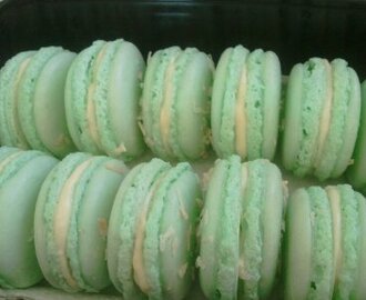 Kokos- och limemacarons