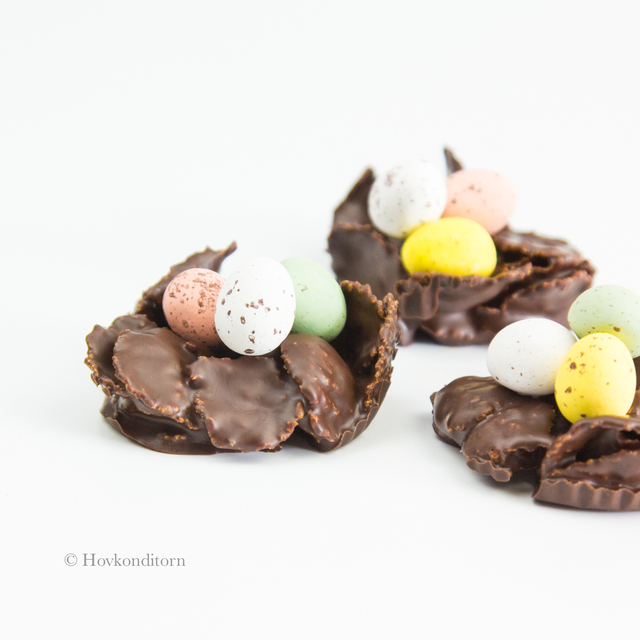 Chocolate Eggs Nests for Easter