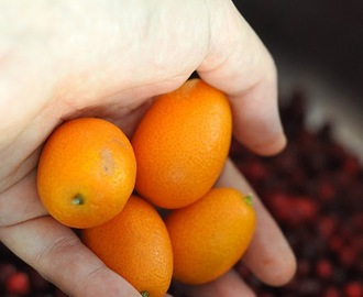 Koka lingonmarmelad med smak av vanilj och kumquat!