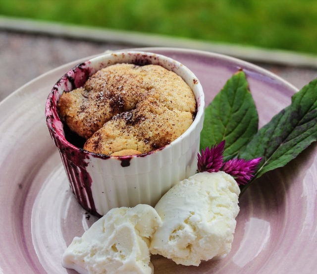 Blueberry cobblers