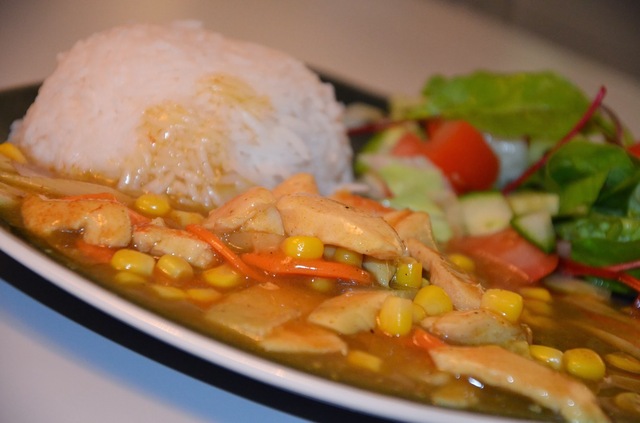 Kinesisk kycklinggryta med curry