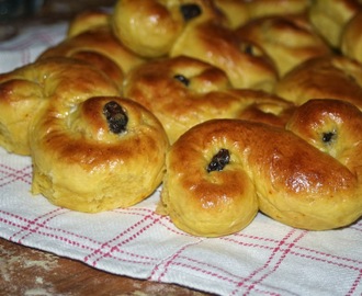 Veganska lussebullar med chiafrön