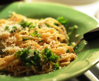 Spaghetti med färsk krabba