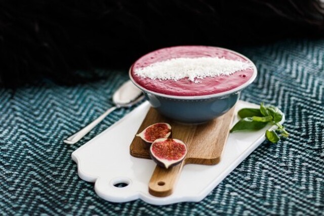 RECEPT SMOOTHIE BOWL MED INGEFÄRA