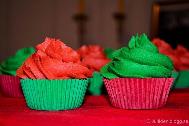 Röda och Gröna Jul Cupcakes