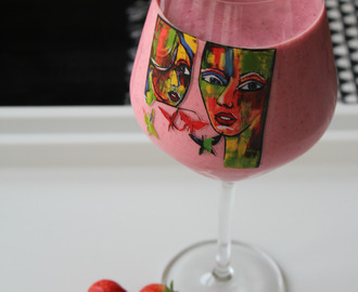 strawberry smoothie