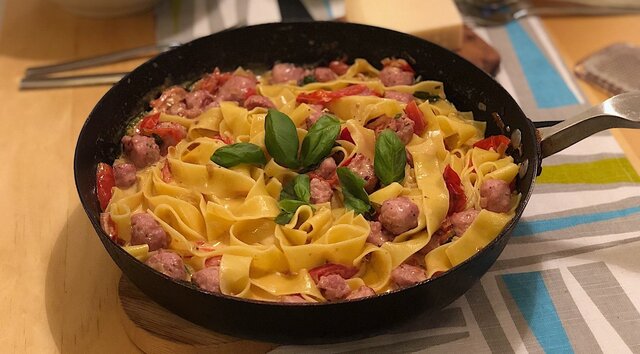 Recept på Krämig pasta med salsiccia