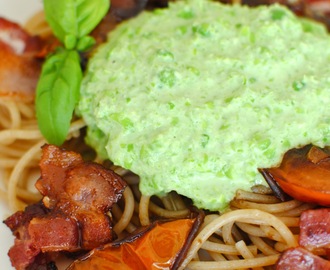 Spaghetti med balsamico stekta tomater och ärtpesto