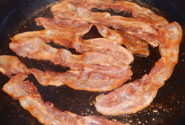 Så här steker man bacon